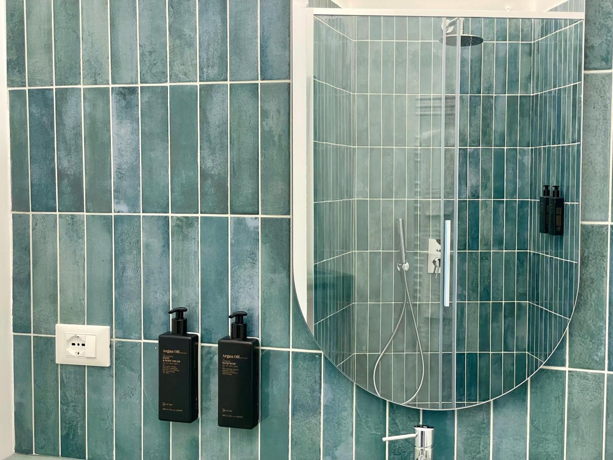 Relstay - Assarotti Suites ジェノヴァ エクステリア 写真