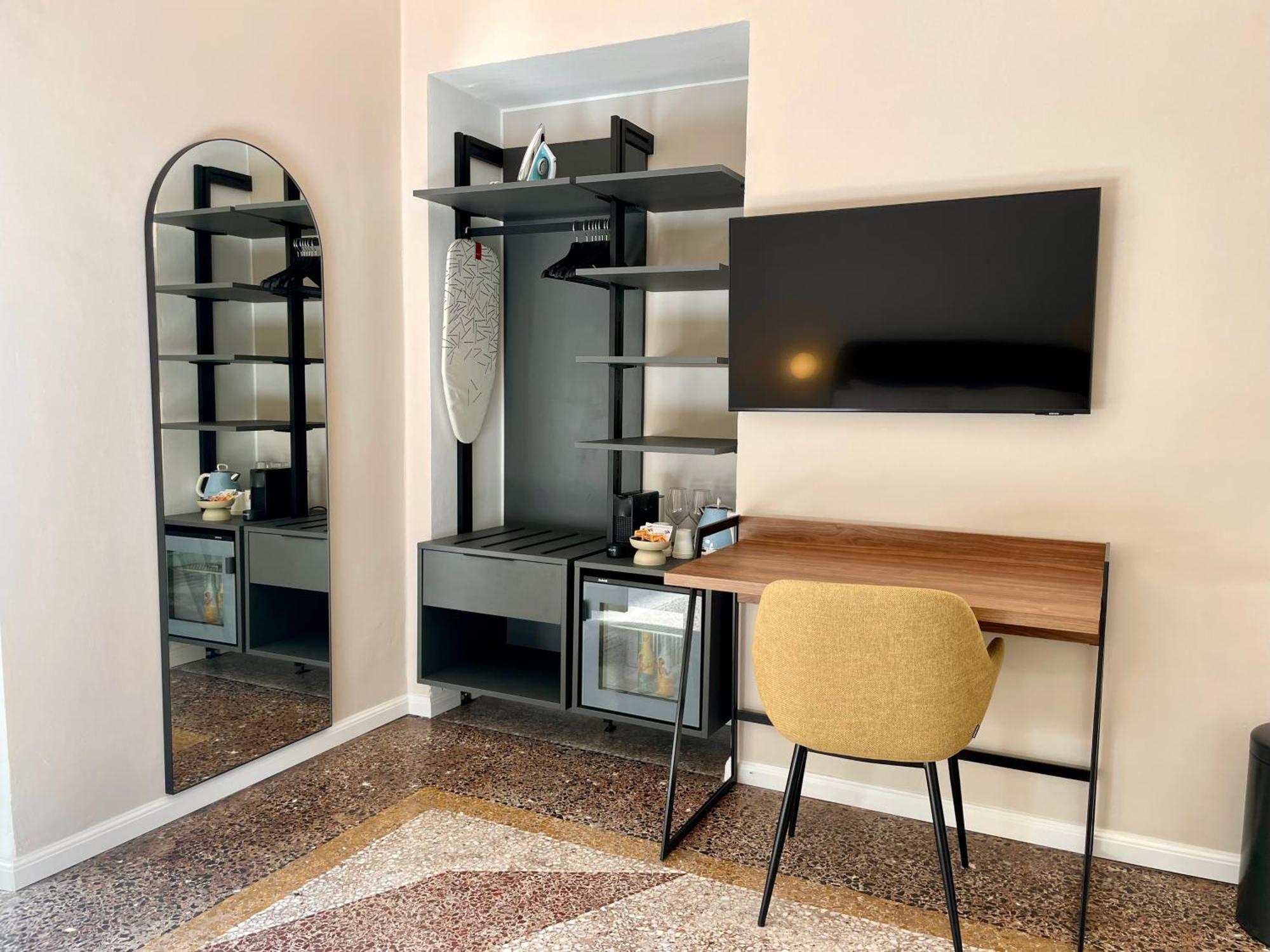 Relstay - Assarotti Suites ジェノヴァ エクステリア 写真